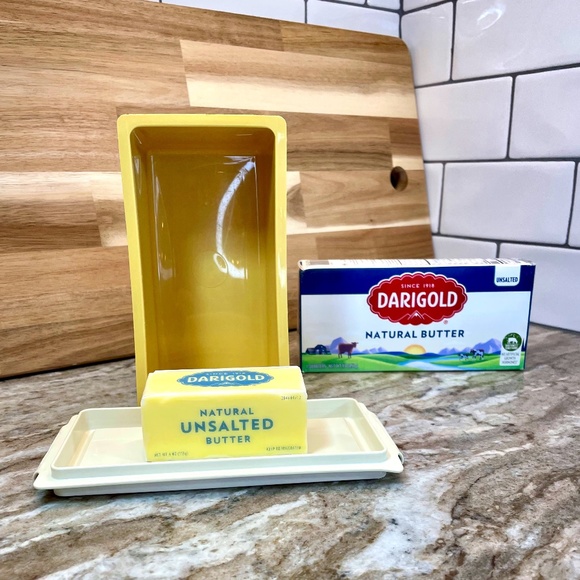 Tupperware Butter & Cheese Keeper Harvest Gold with Beige Lid 1 Pound - Vintage - Picture 4 of 11